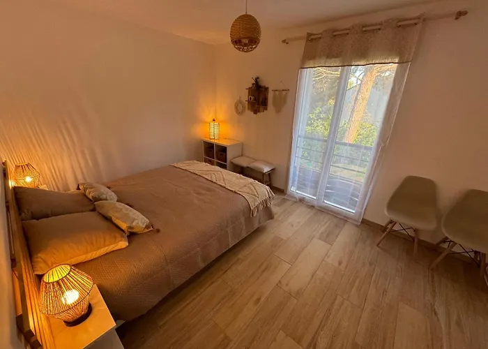 ヴィラ 4 Maxime *